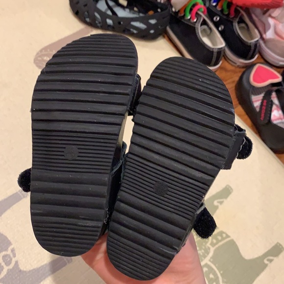 Kid’s shoes - Picture 5 of 5